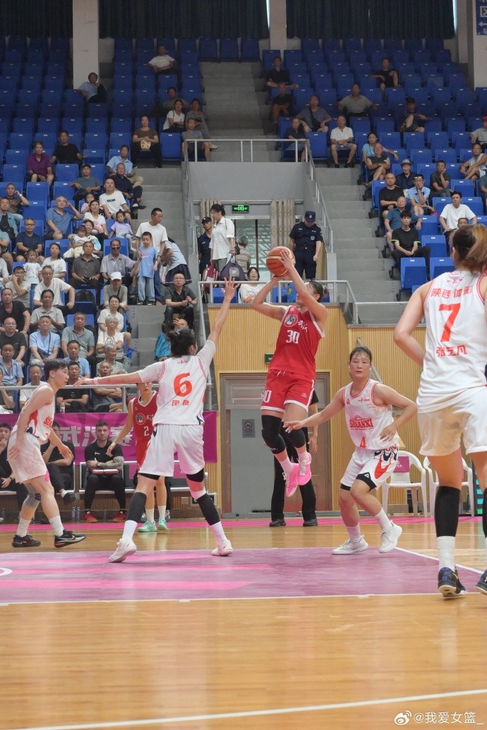 mk体育官网-武汉赛区女篮锦标赛第三日：江苏武汉连胜势头强劲，合肥首胜告捷