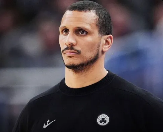 美媒：马祖拉连续4个赛季50胜，他是联盟现在最好的教练吗？