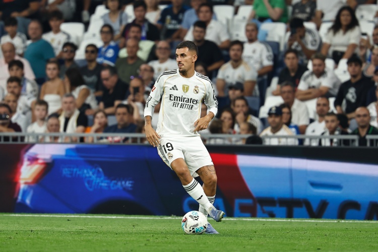 mk体育官网-罗马诺：29岁塞巴略斯预计今夏离开皇马，阿贾克斯等队有意