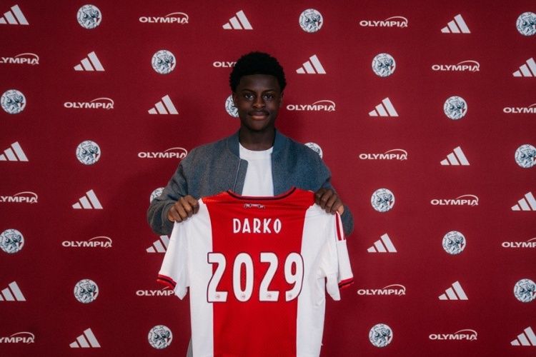 mk体育APP-官方：阿贾克斯与16岁青训前锋签下职业合同，持续至2029年